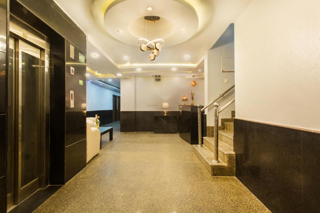 Hotel Earth Delhi  Extérieur photo