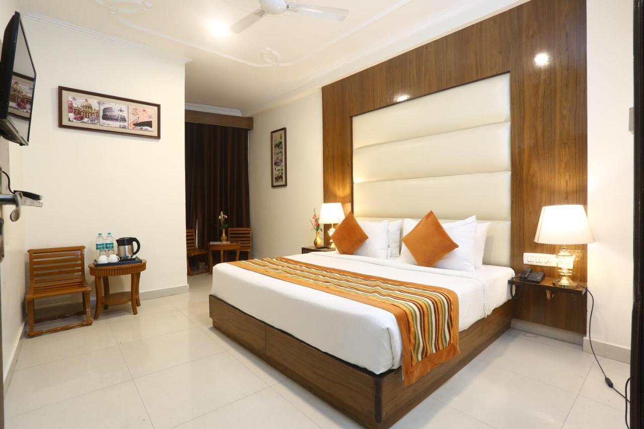 Hotel Earth Delhi  Extérieur photo