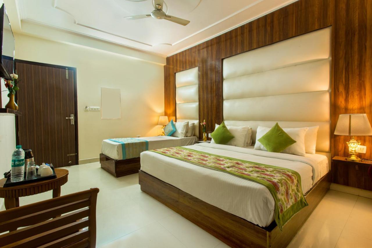 Hotel Earth Delhi  Extérieur photo
